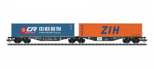 TRIX 24802  Wagon podwójny kontenerwy typ Sggrss z kontenerami 40ft PKP Cargo Ep.VI