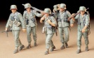 Tamiya 35184 GERMAN MACHINE GUN CREW ON MANEUVER