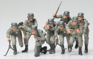 Tamiya 35030 GERMAN ASSAULT TROOPS INFANTRY