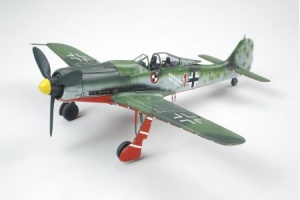 TAMIYA 60778 FOCKE WULF Fw190 D 9 JV44 TAMIYA 60778 FOCKE WULF Fw190 D 9 JV44