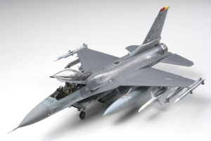TAMIYA 61098 LOCKHEED MARTIN F16CJ (BLOCK 50) FIGHTING FALCON