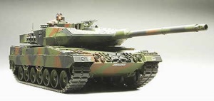 TAMIYA 35271 LEOPARD 2 A6 MAIN BATTLE TANK
