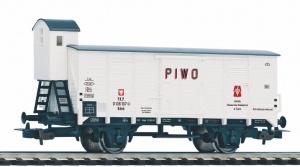 PIKO 58946 Wagon towarowy kryty Kdnh z budką hamulcową PKP EP.III PIWO