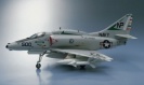 HASEGAWA 00239 B9 A-4E/F SKYHAWK (U.S. NAVY/M.C. CARRIER-BASED ATTACKER)