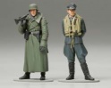 TAMIYA 89641 WWll GERMAN MACHINE GUNNER & LUFTWAFFE ACE PILOT