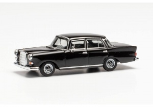 HERPA 420457 Mercedes 200