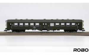 ROBO 352030 Wagon osobowy 2kl. typ 102A PKP Ep.IVc ryflak Kłodzko