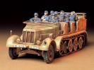 Tamiya 35148 GERMAN  8 ton  SEMI TRACK Sd.kfz.7