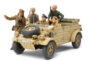 Tamiya 35304  German KUBELWAGEN TYPE 82