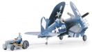 Tamiya 61085  VOUGHT F4U-1D  CORSAIR  + W/MOTO-TUG