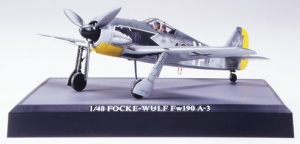 Tamiya 61508 FOCKE-WULF Fw190 A-3 (ruchome śmigło - śilnik) Tamiya 61508 FOCKE-WULF Fw190 A-3 (ruchome śmigło - śilnik)