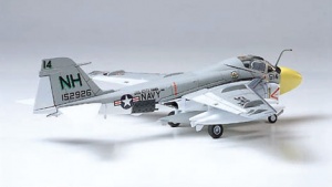 Tamiya 61606 GRUMMAN A-6A  INTRUDER